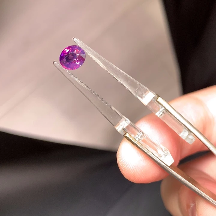 彩色蓝宝石裸石未镶嵌