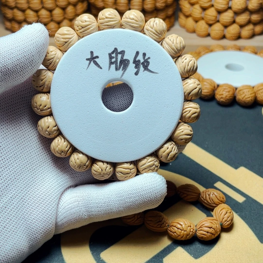 一***航桃木肠纹桃核，皮质好，密度大