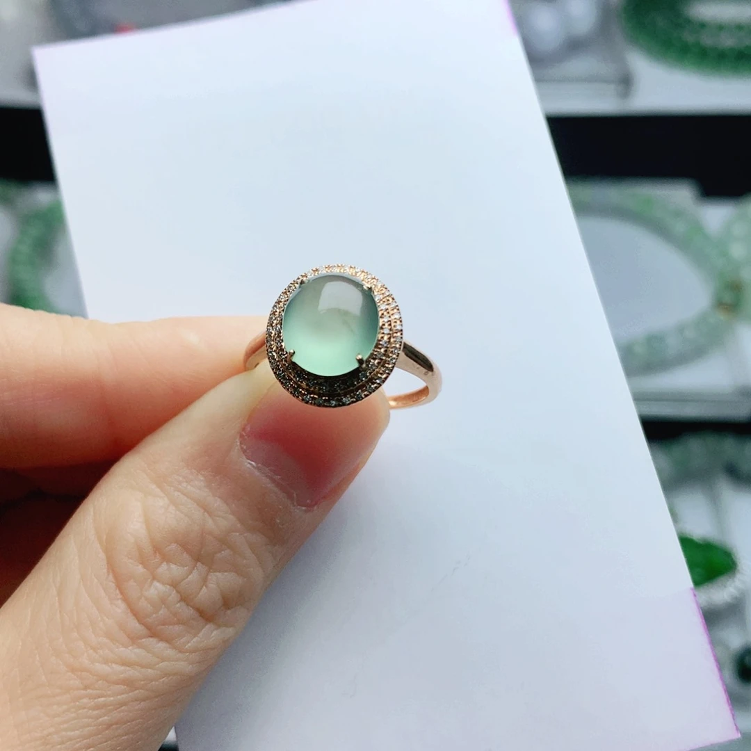 翡翠颈饰未镶嵌珠串