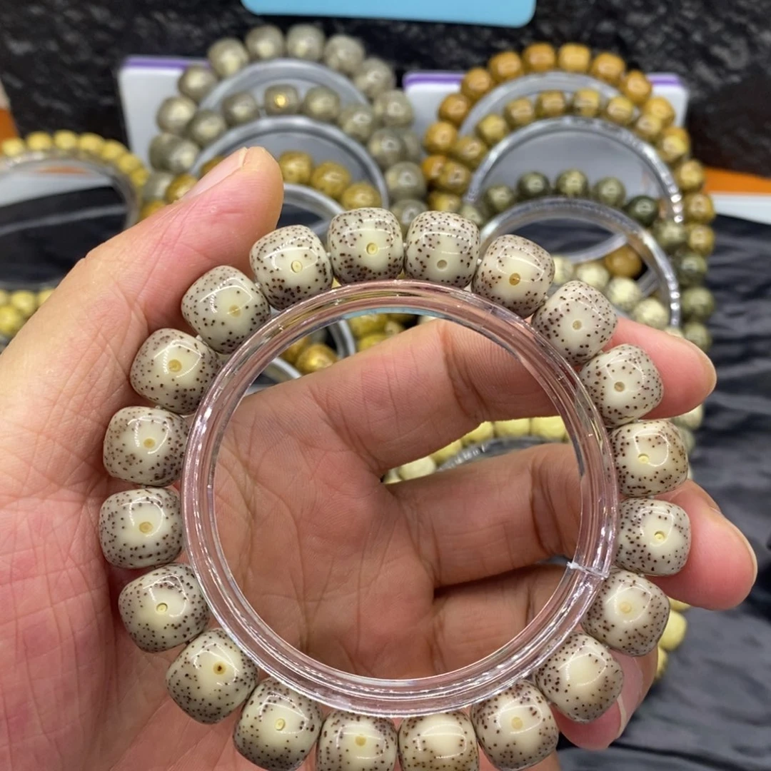 ****手串星月菩提11月留白