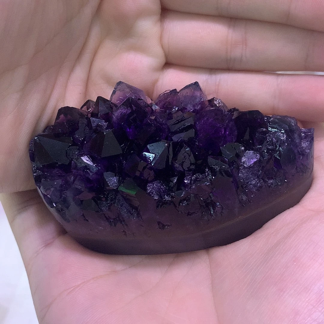 未镶嵌水晶大型摆件（非配饰）