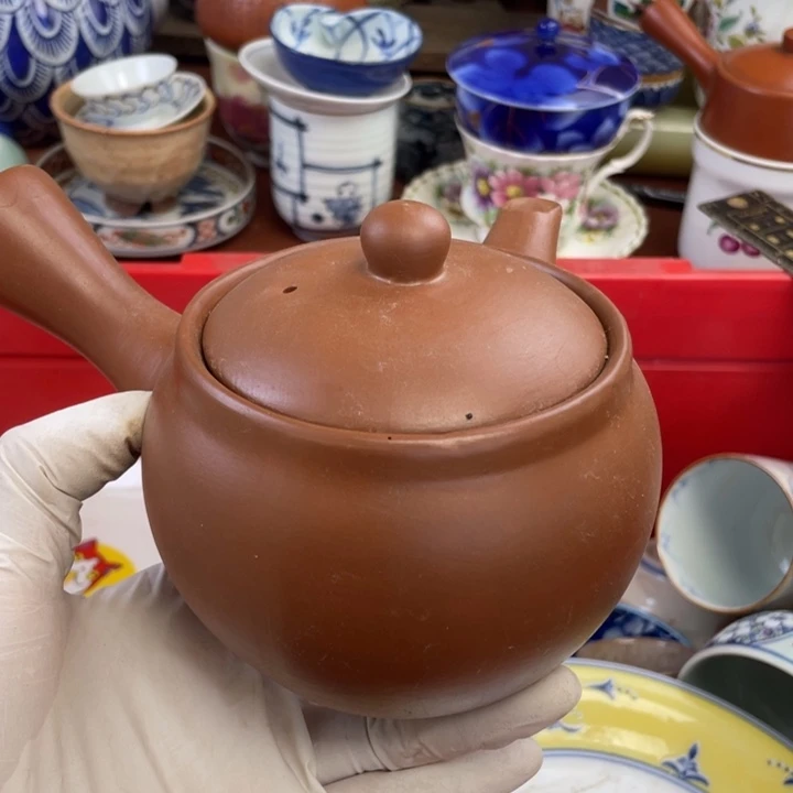 他家瓷器真美….开播了