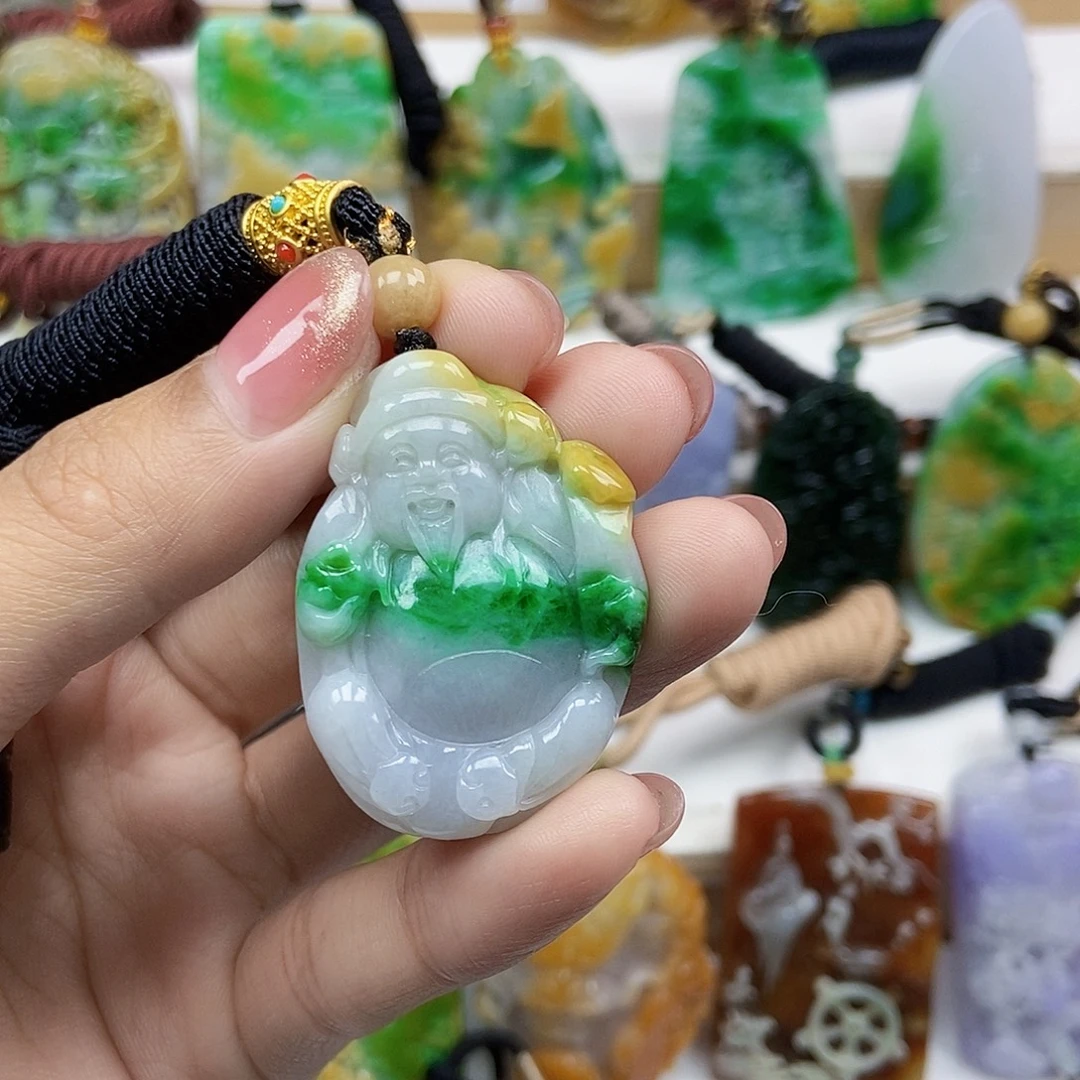 翡翠未镶嵌颈饰天然翡翠Ａ货