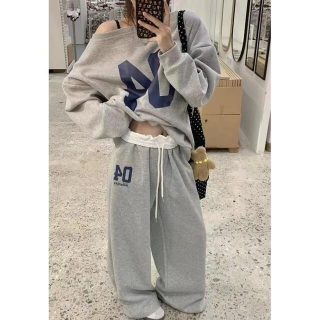 又a又飒套装女春秋一整套穿搭OOTD慵懒风斜肩卫衣长裤运动两件套