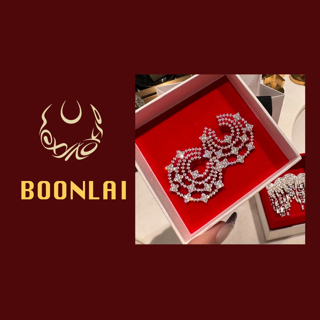 铜合金莫桑石耳饰 Boonlai   气质轻奢满钻镂空弯月耳环1402