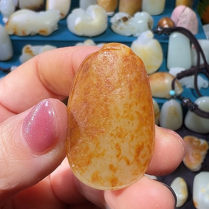 和田玉未镶嵌吊坠(不含链)