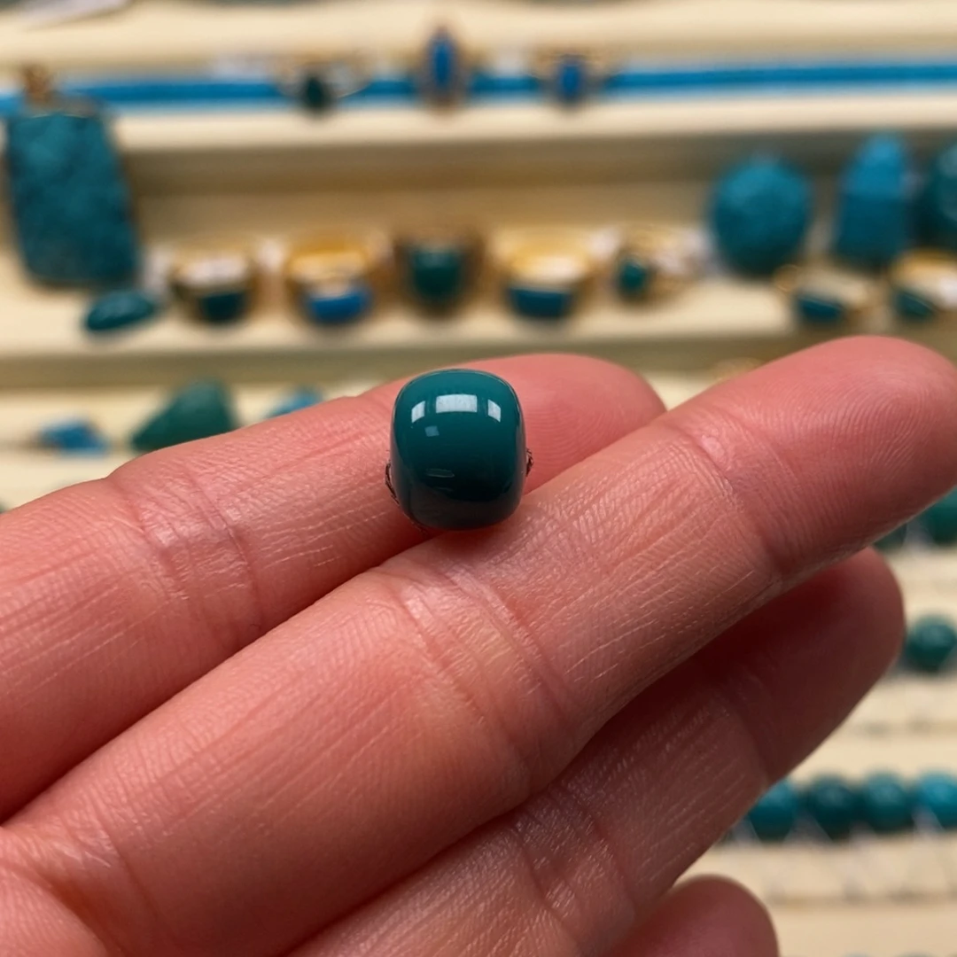 绿松石未镶嵌珠宝奇石直径9.8×8.1老型