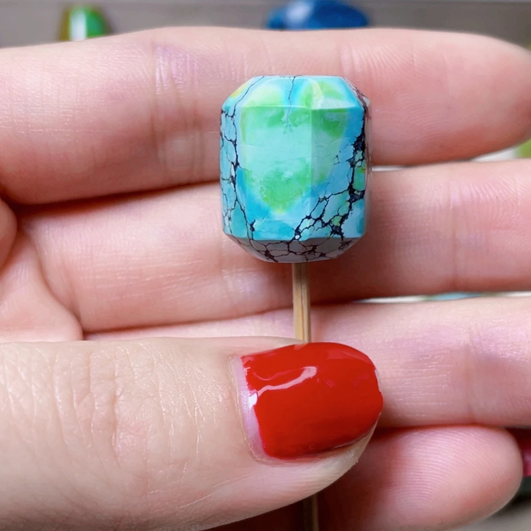 绿松石未镶嵌配饰