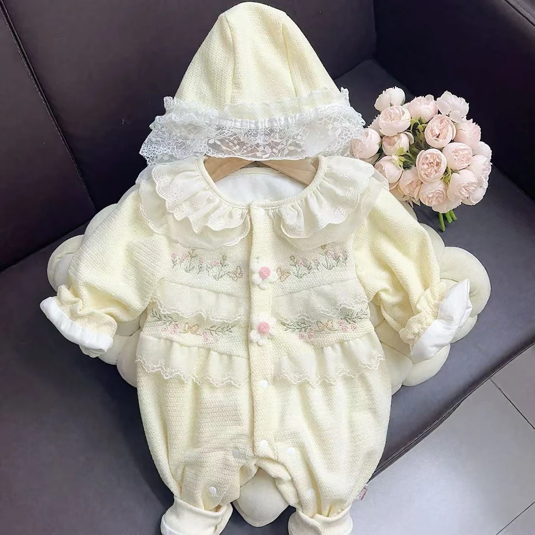 婴儿连体衣春秋款衣服新生儿外出纯棉公主服女童宝宝初早春装爬服