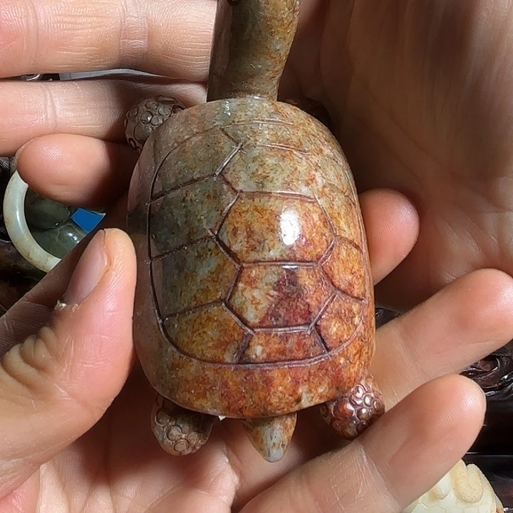 和田玉未镶嵌把件