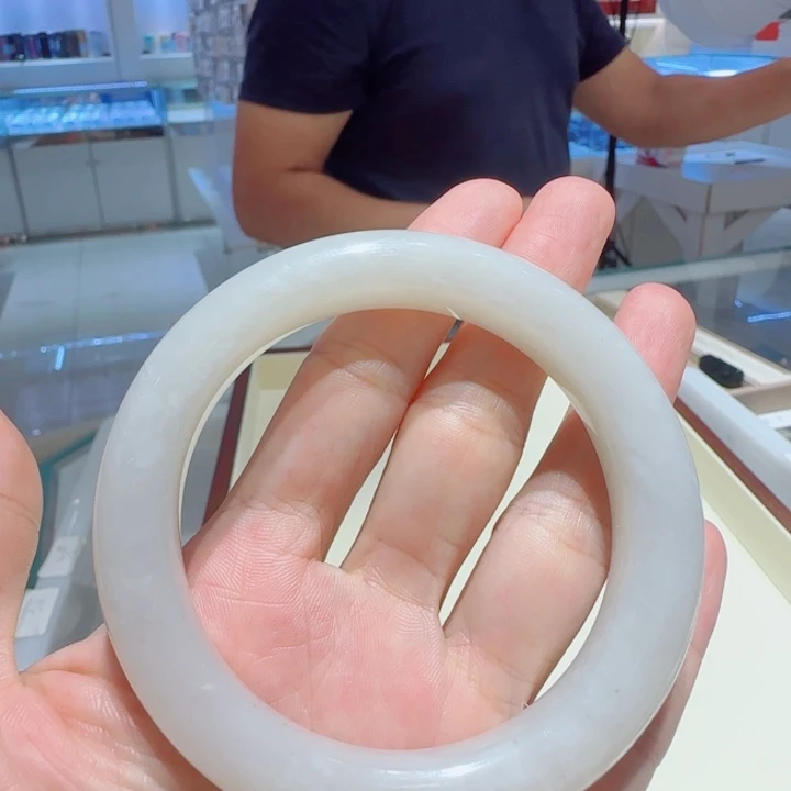 未镶嵌手镯和田玉189
