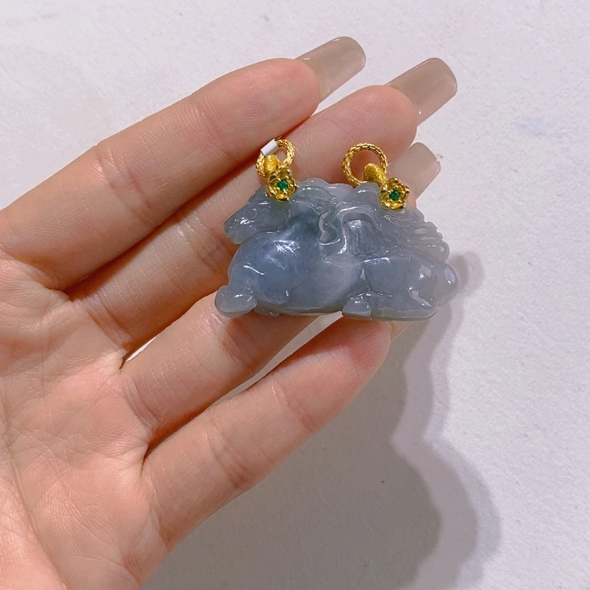 【闪购商品】翡翠未镶嵌颈饰