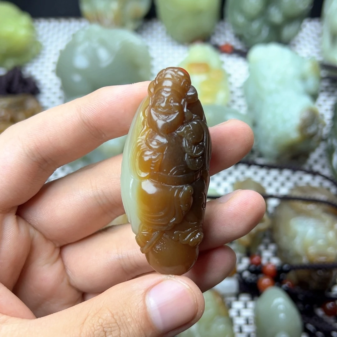 未镶嵌和田玉挂件