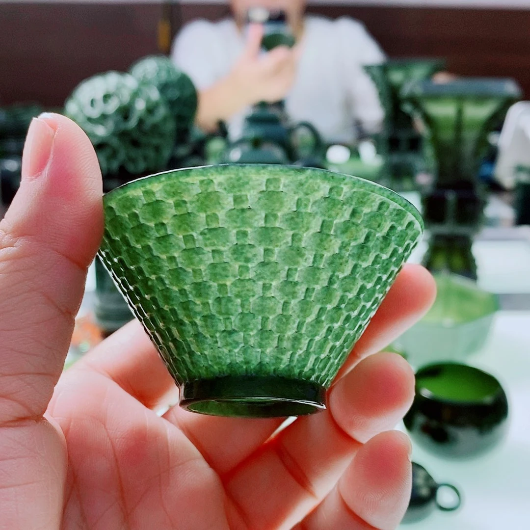 未镶嵌和田玉（青玉）摆件