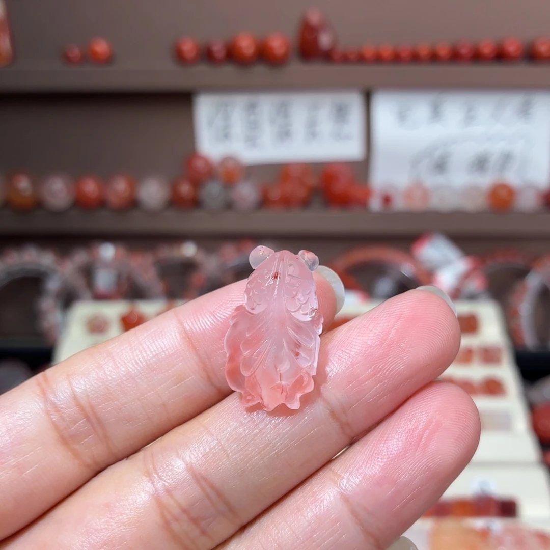南红玛瑙未镶嵌川料金鱼
