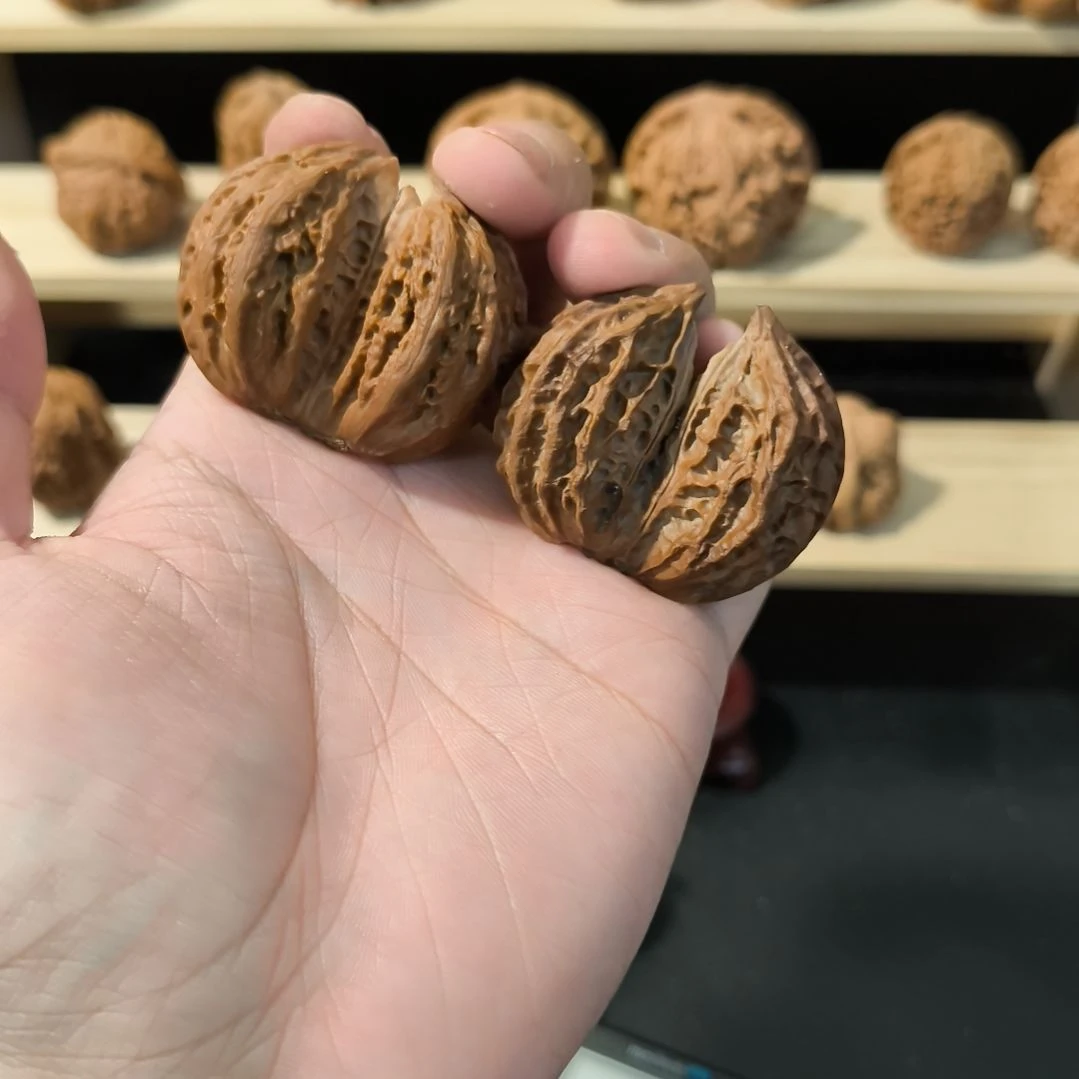 凶***.文玩核桃吊坠47连体