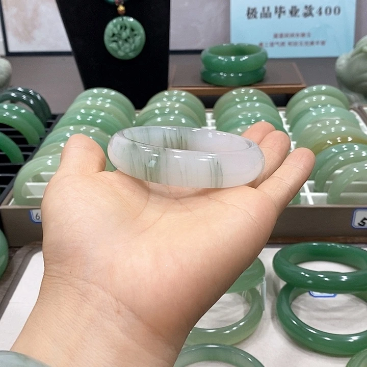 东陵石手镯（圆镯）未镶嵌韵*微瑕