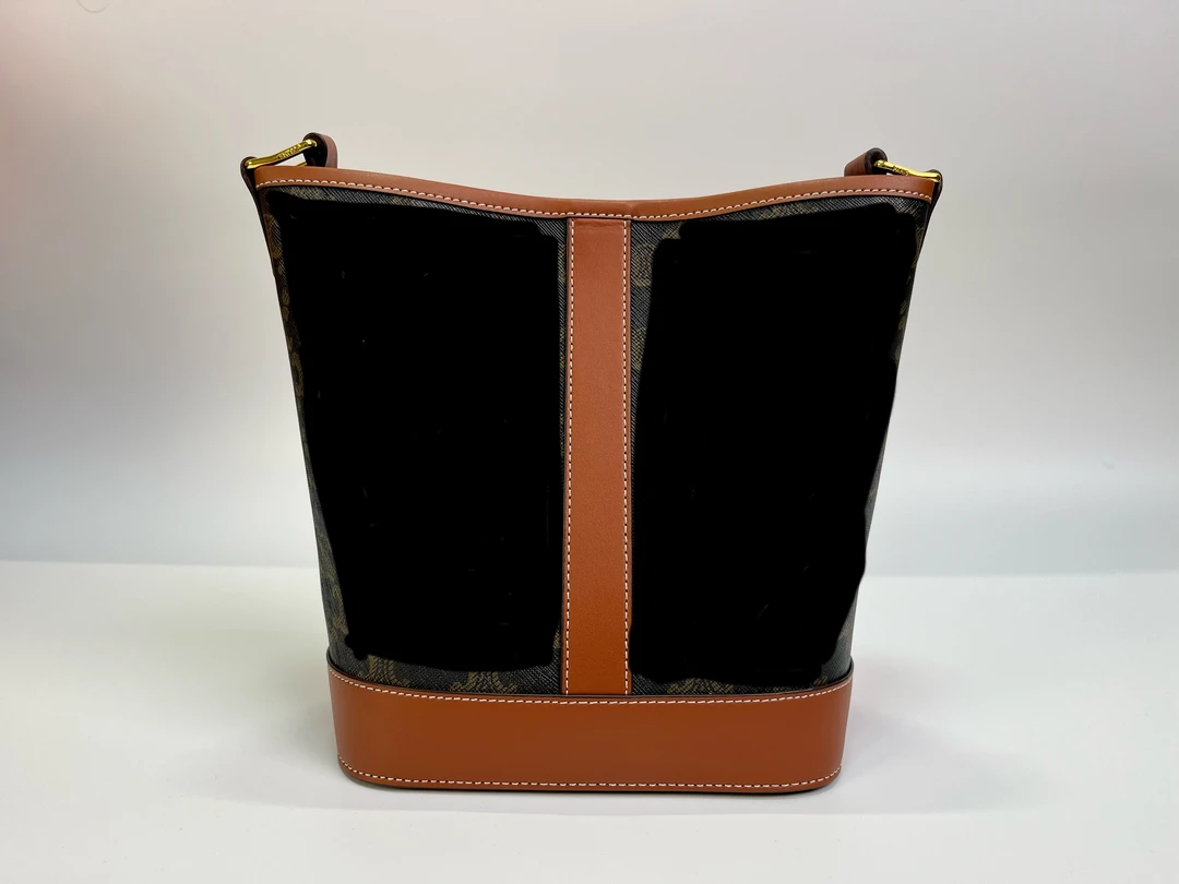 B03 水桶包经典百搭斜跨水桶包高定包z