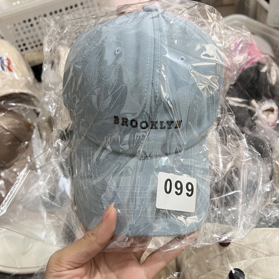 【清仓】棒球帽女鸭舌帽春夏季遮阳帽透气时尚百搭字母防晒帽子蓝色