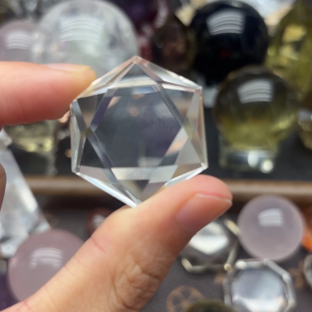 手串未镶嵌水晶摆件