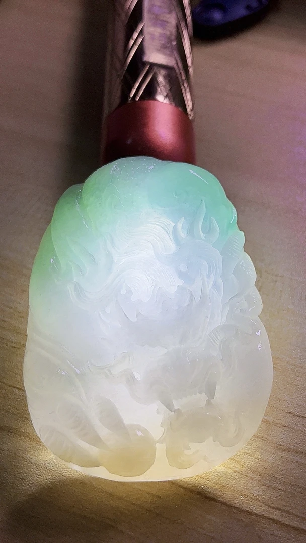 【新春好物】天然缅甸翡翠黄加绿龙牌毛货买断需抛光尺寸65-47-13