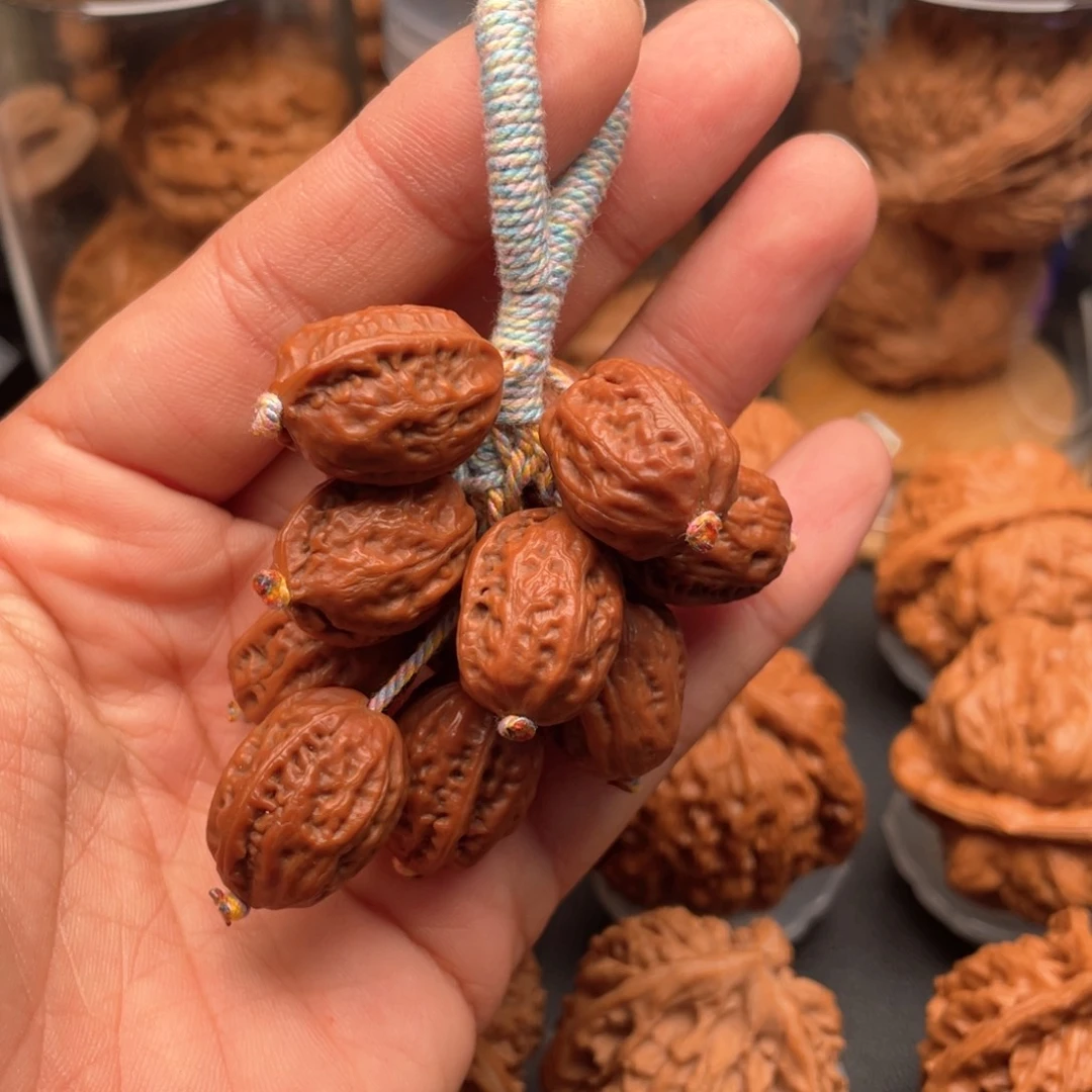 吊坠猴头核桃野生秋子葡萄串