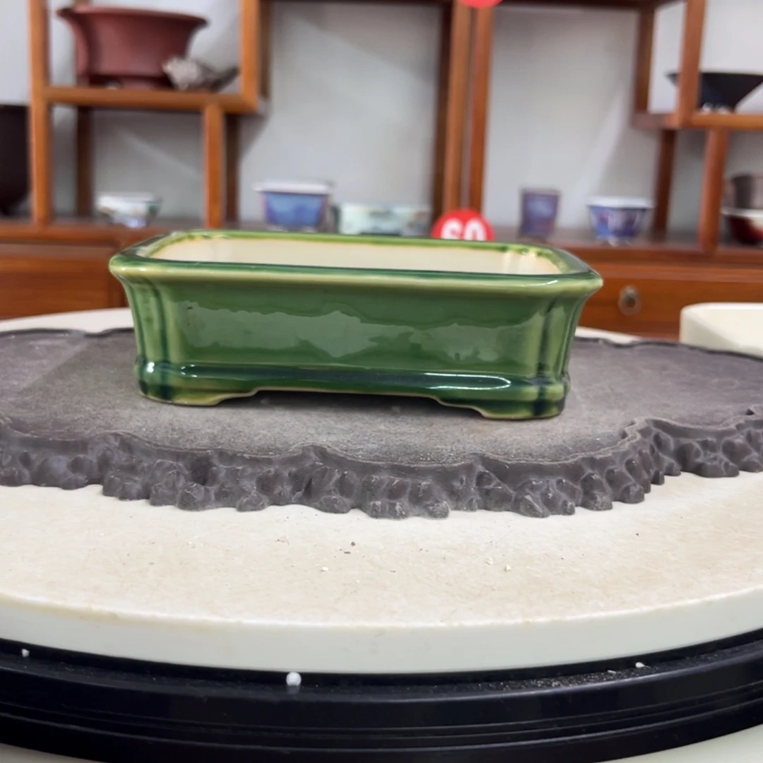 紫砂花盆瑕疵火烈不平5-17-13。