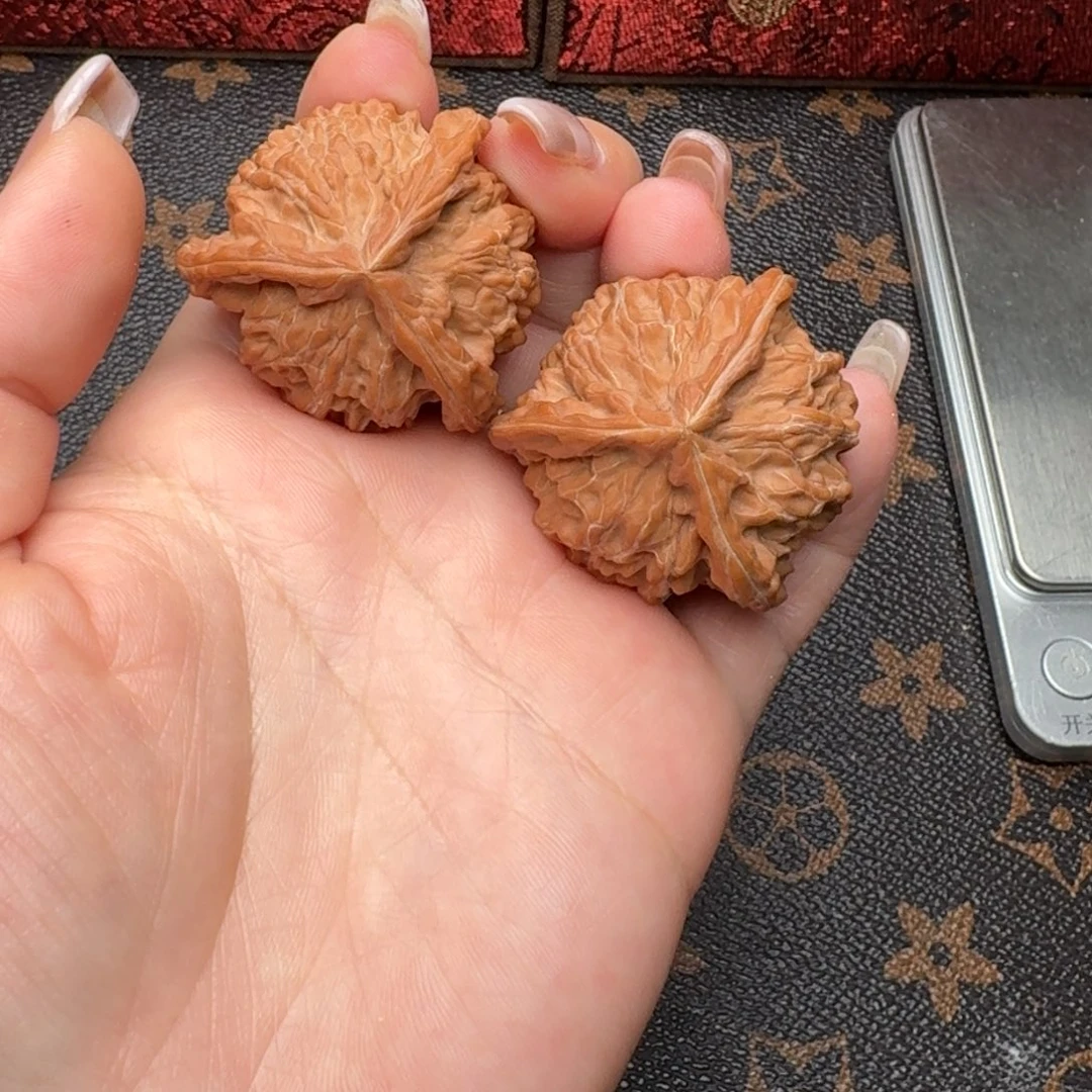 把件文玩核桃38三棱G 592