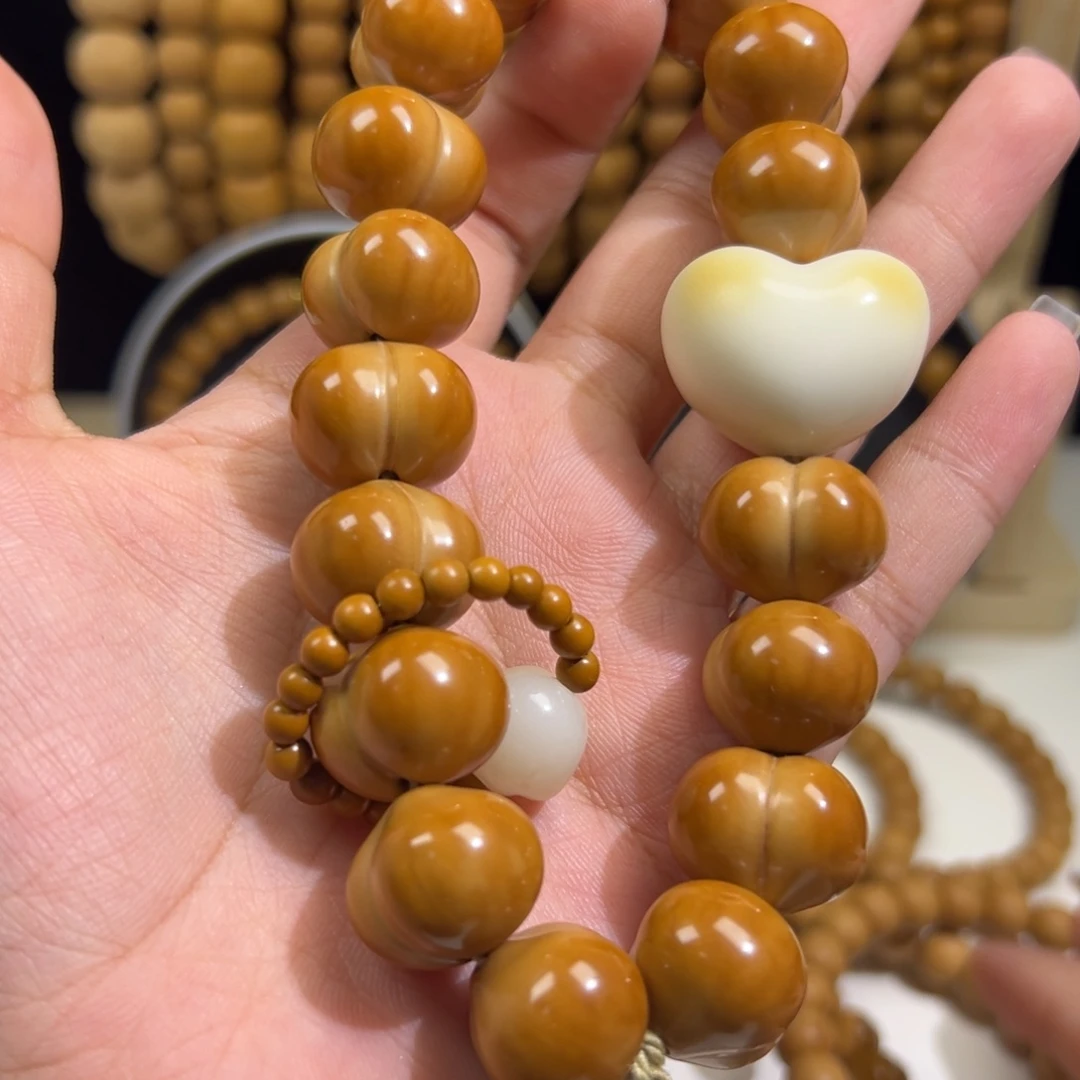 猴头核桃吊坠17+mm屁桃全品无暇