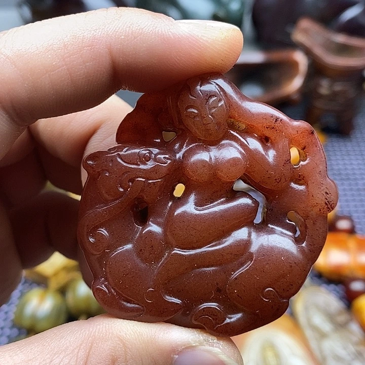 未镶嵌蛇纹石玉颈饰