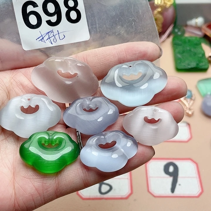 合金颈饰玛瑙/玉髓日**金