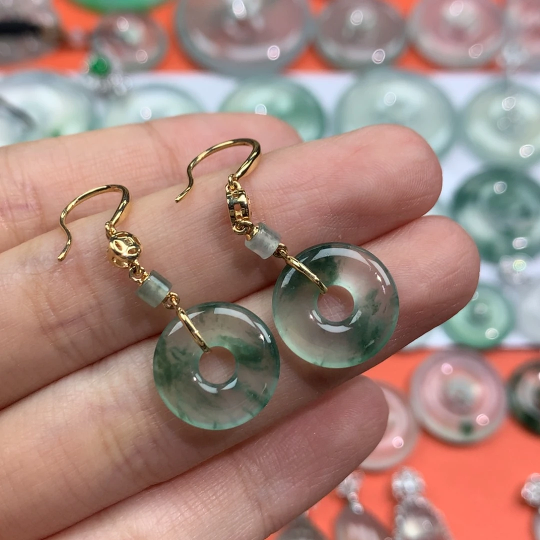 翡翠18K金镶嵌颈饰26