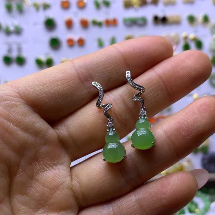 和田玉银S925镶嵌耳饰