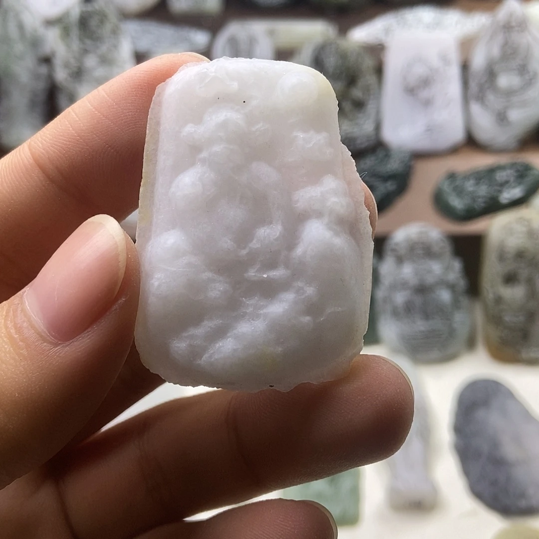 定制翡翠未镶嵌翡翠