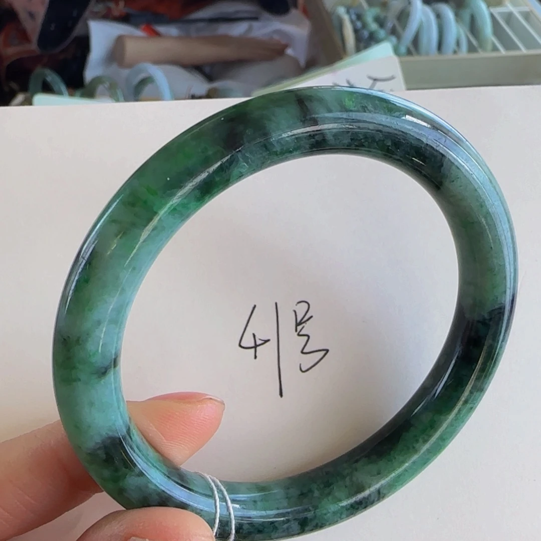 翡翠手镯未镶嵌老坑57圈