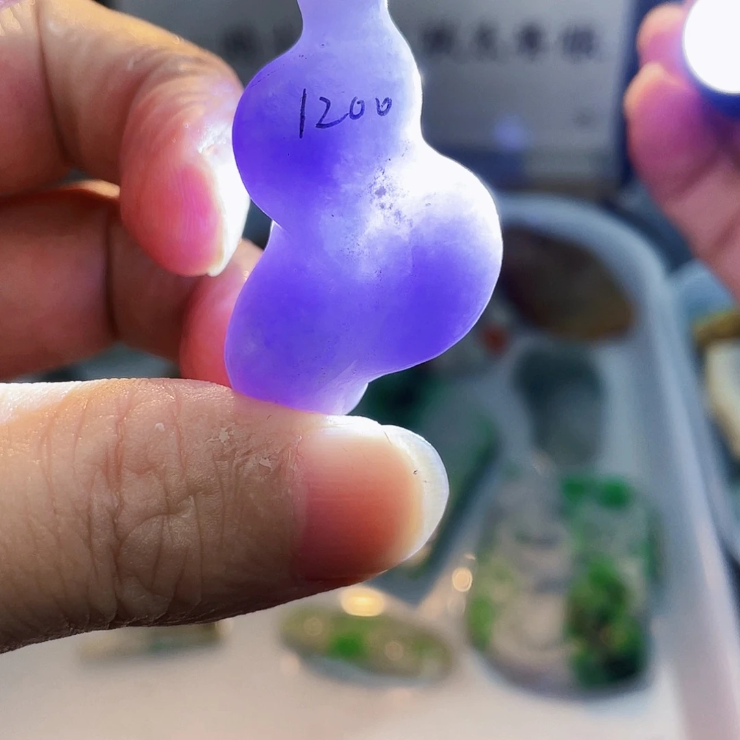 定制翡翠未镶嵌天然翡翠