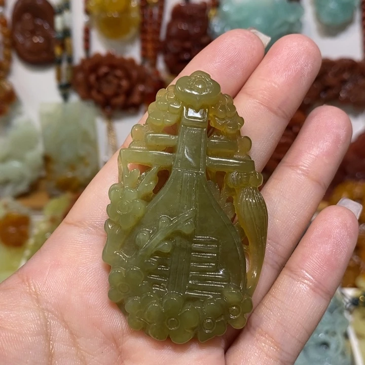 未镶嵌蛇纹石玉颈饰