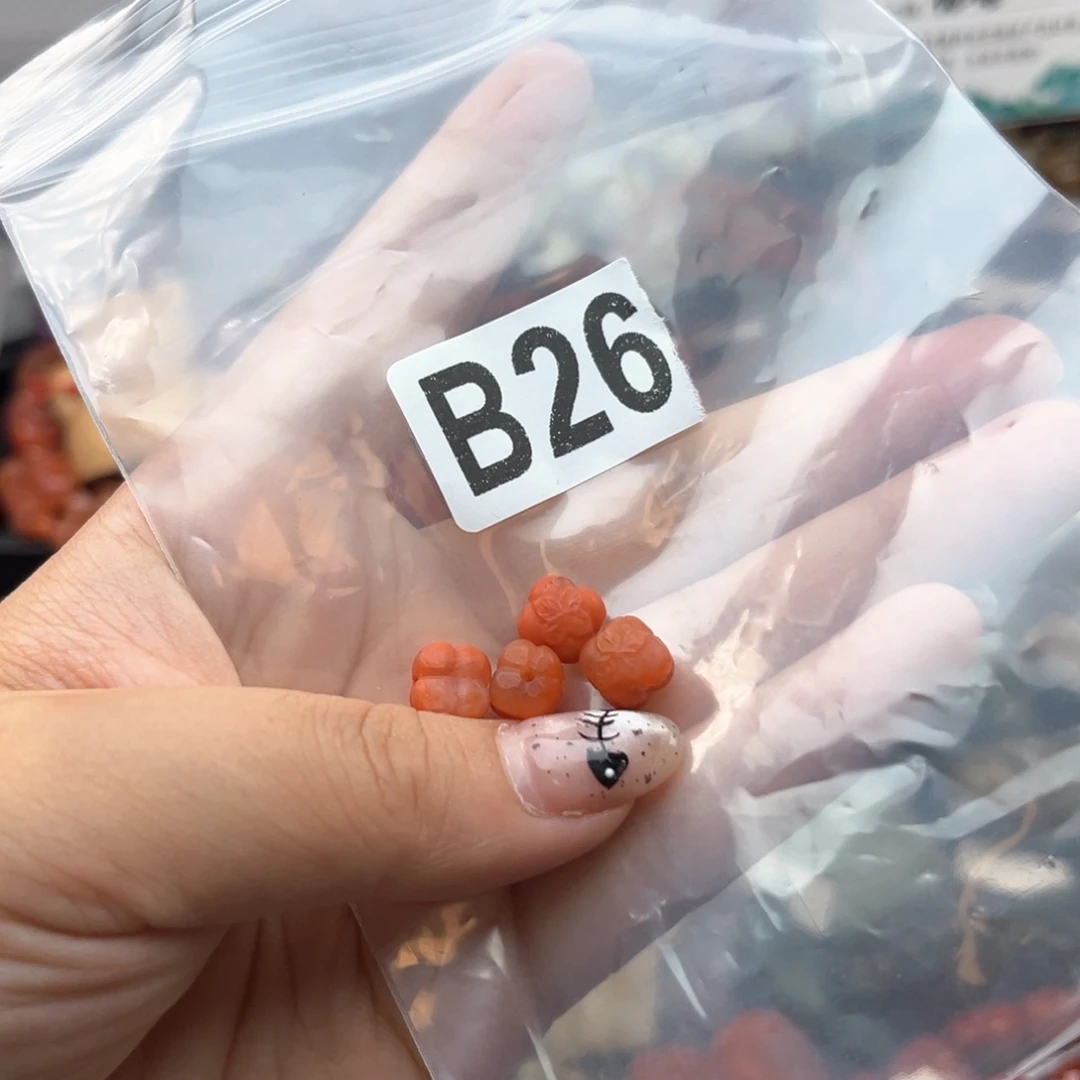 未镶嵌南红玛瑙珠宝奇石