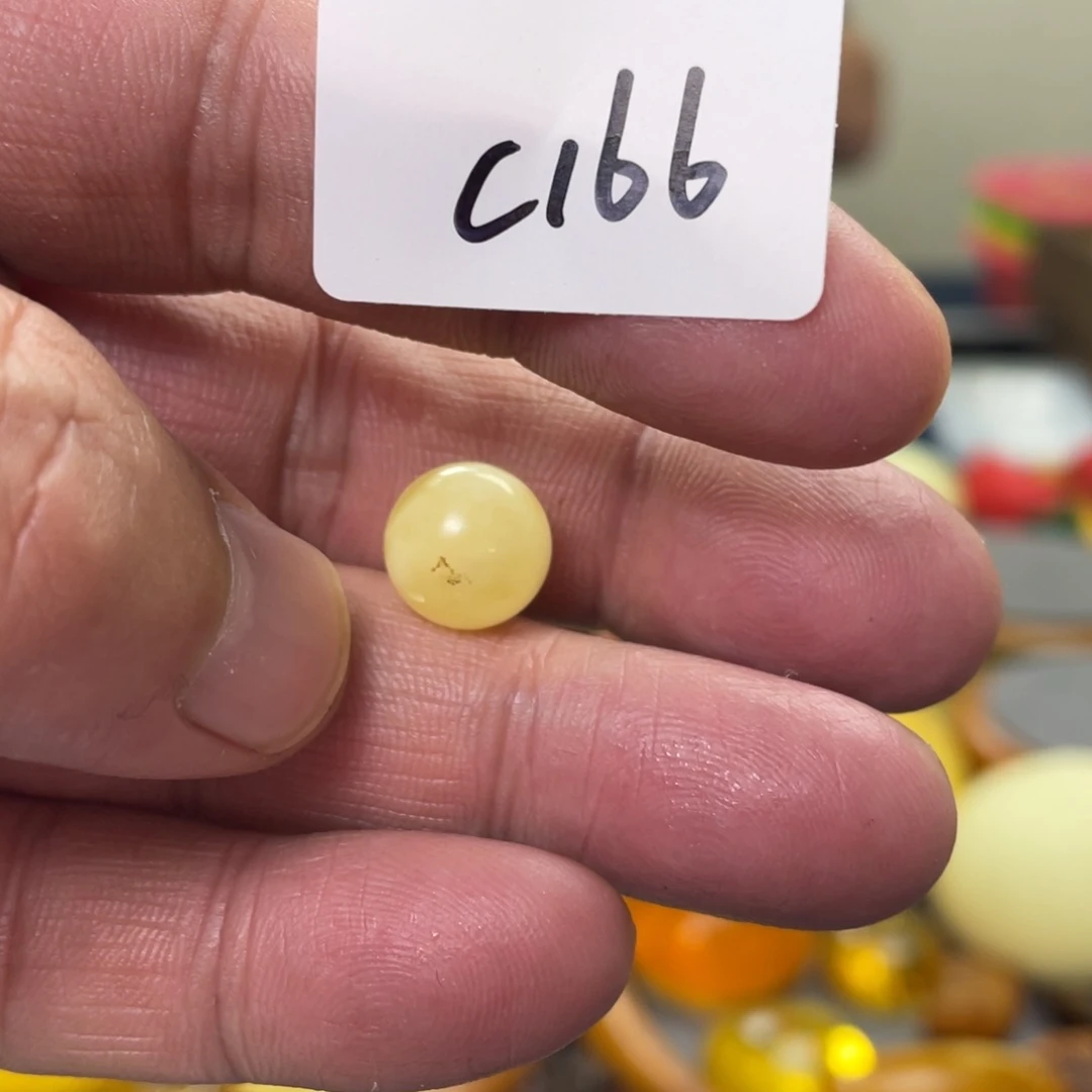 手链琥珀未镶嵌多样性发，发其中一件