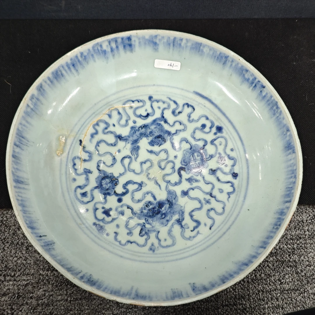 明 青花狮狮如意大盘ML-0005