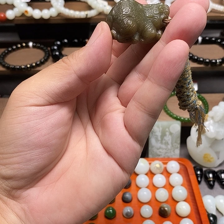 未镶嵌手链和田玉