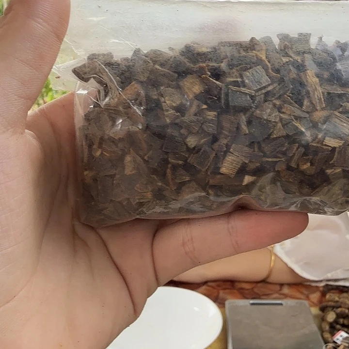 沉香沉香碎屑扣****）张勺子50克醇化老料