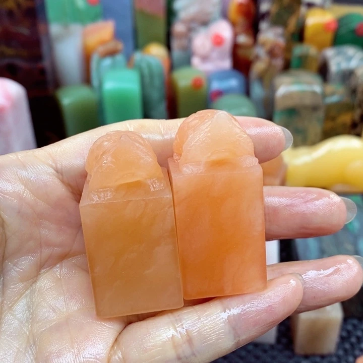 青田石印石麦**夫新疆石头