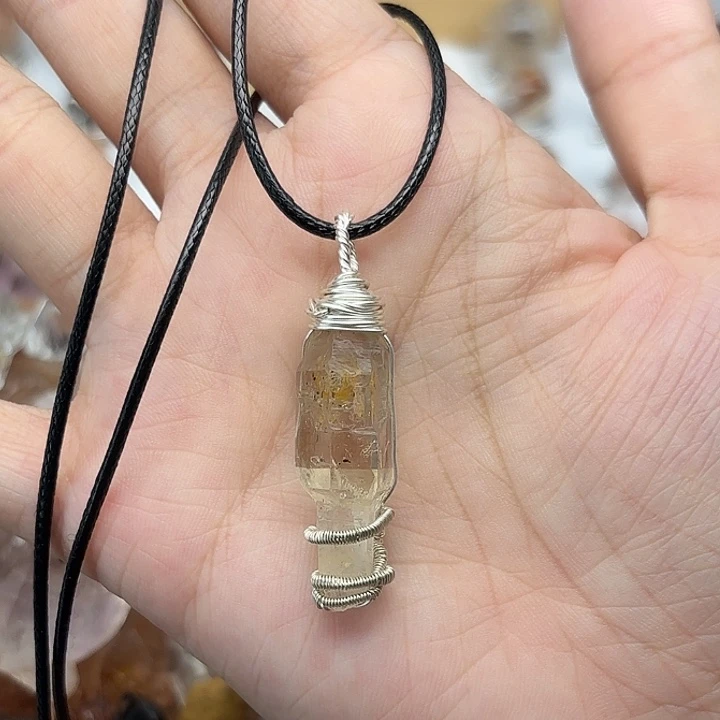 水晶未镶嵌颈饰巴基斯坦油胆闪灵钻项链