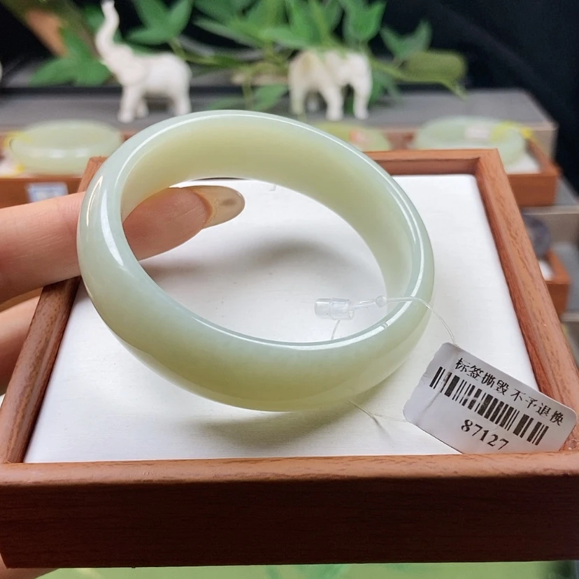 【闪购商品】和田玉手镯未镶嵌53.4 14