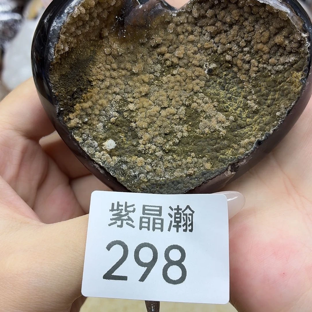 未镶嵌水晶大型摆件（非配饰）