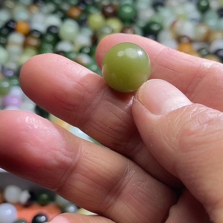 未镶嵌和田玉车挂天*