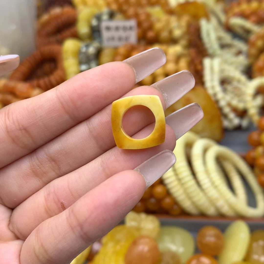 琥珀未镶嵌珠宝奇石10