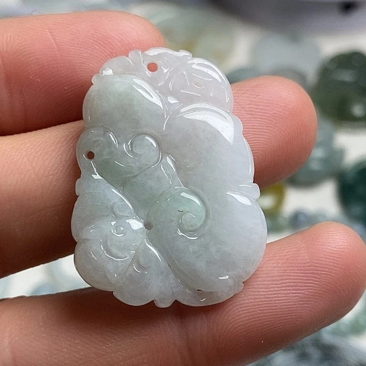 翡翠未镶嵌颈饰天然翡翠