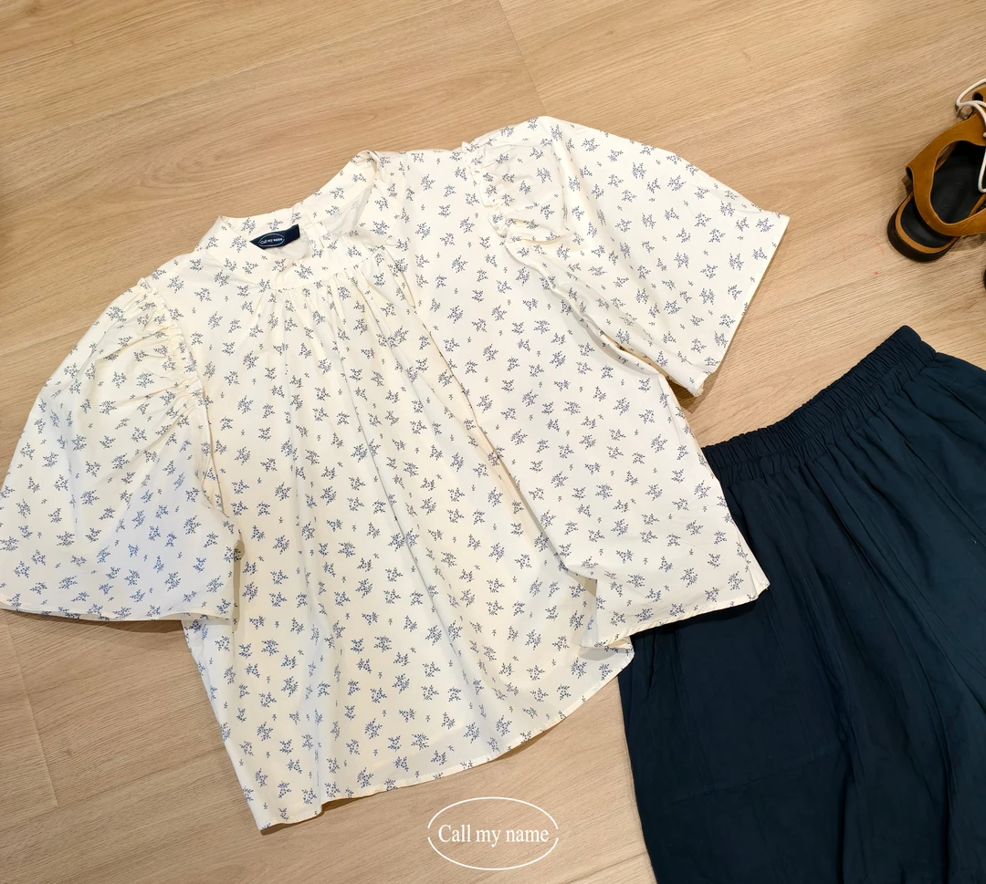 韩国代购. Call my name   鸢尾草 小飞袖衬衫短袖L25042222